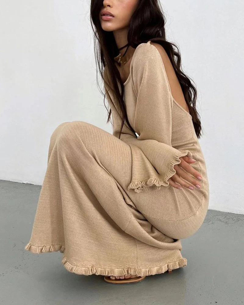 Elegant Fungus-trimmed Backless Strappy Dress