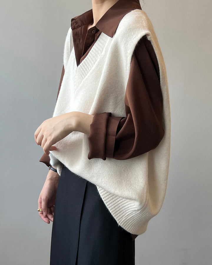 Soft Felt Loose Fit V Neck Sweater Vest