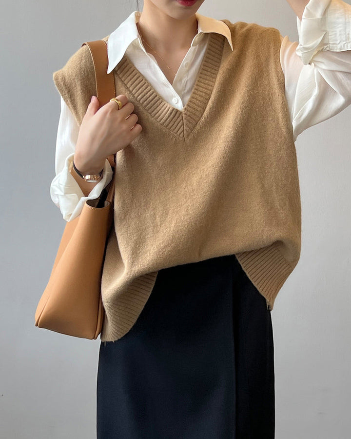 Soft Felt Loose Fit V Neck Sweater Vest