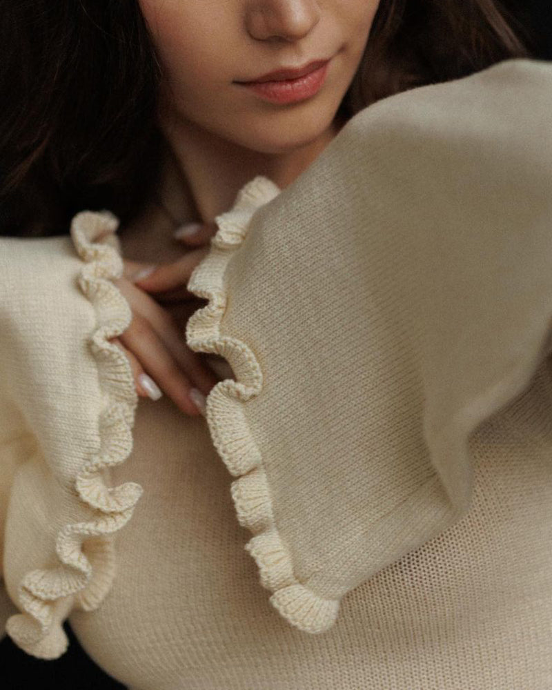 Elegant Fungus-trimmed Backless Strappy Dress