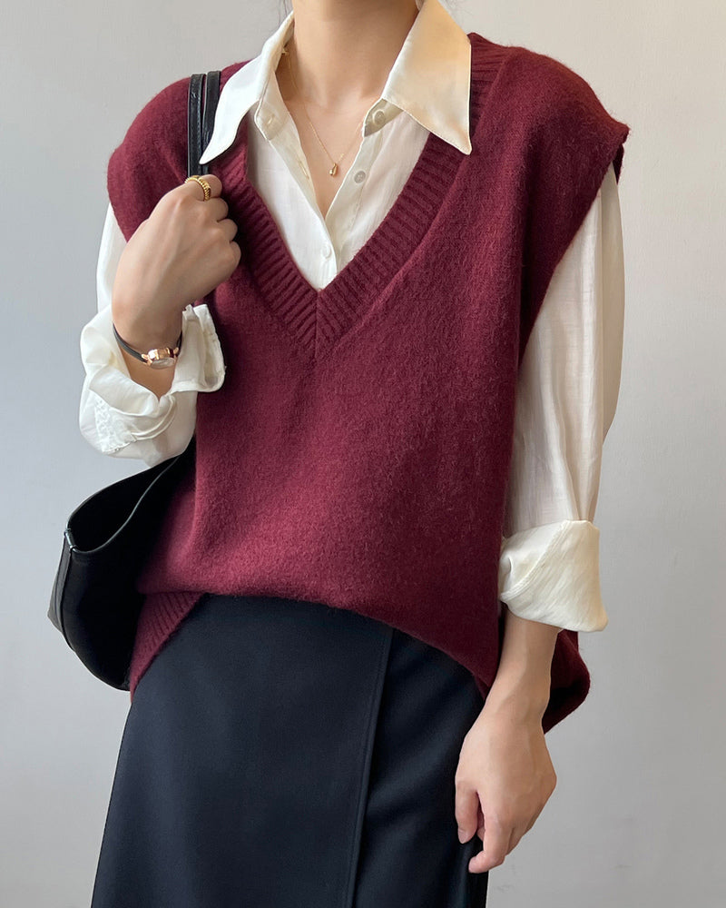 Soft Felt Loose Fit V Neck Sweater Vest
