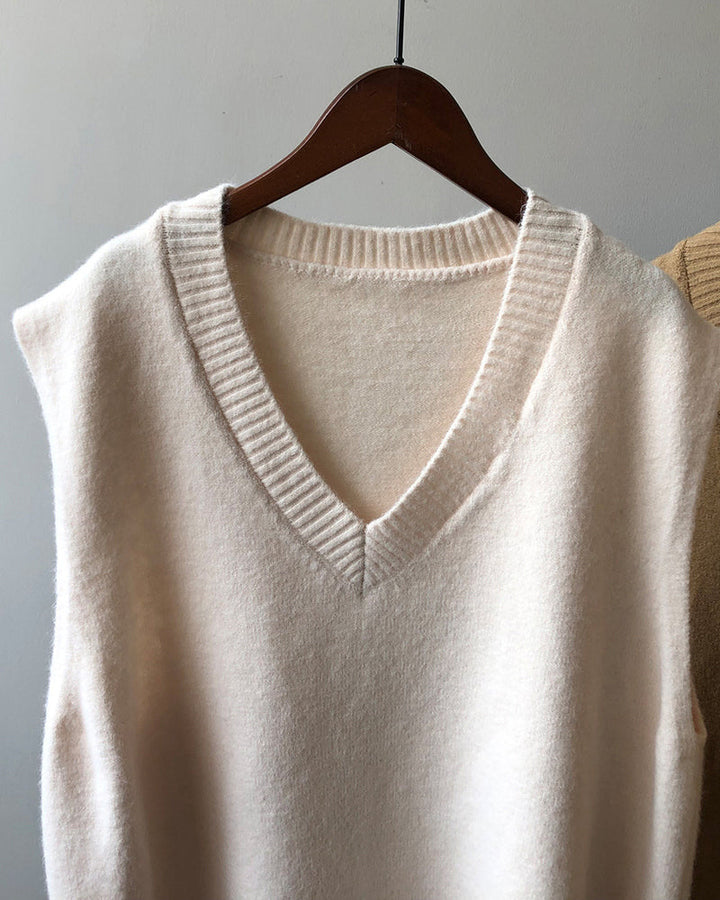 Soft Felt Loose Fit V Neck Sweater Vest