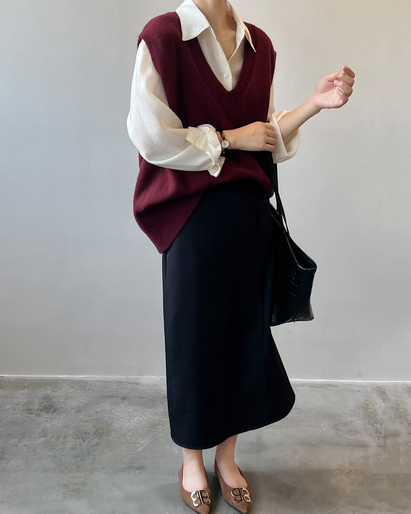 Soft Felt Loose Fit V Neck Sweater Vest