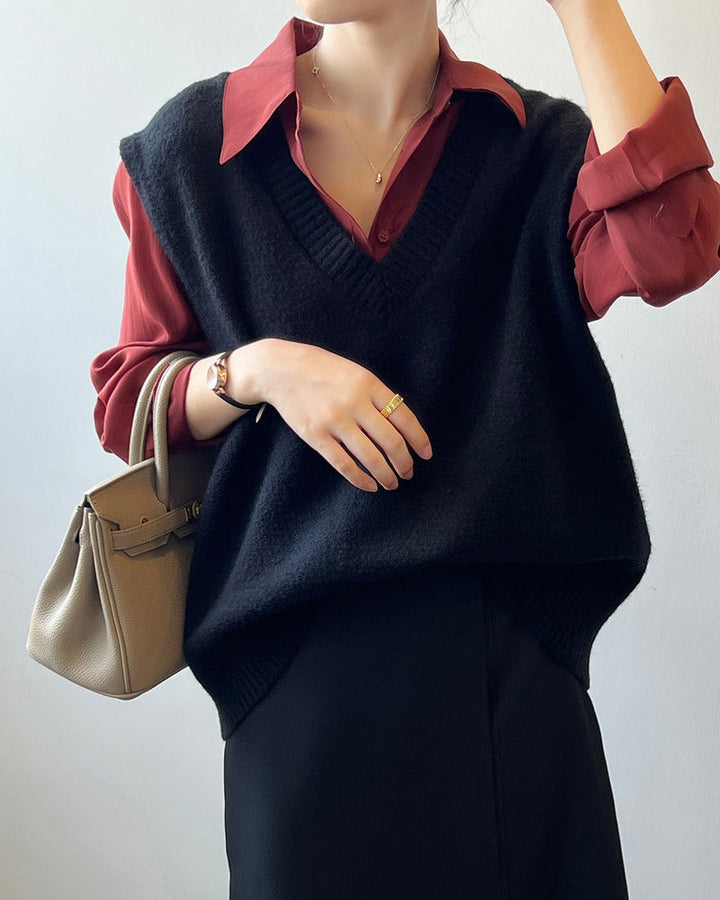 Soft Felt Loose Fit V Neck Sweater Vest