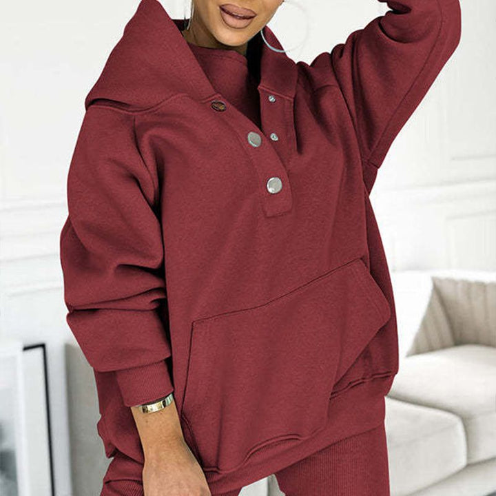 Casual and comfortable hooded sweatshirt suit